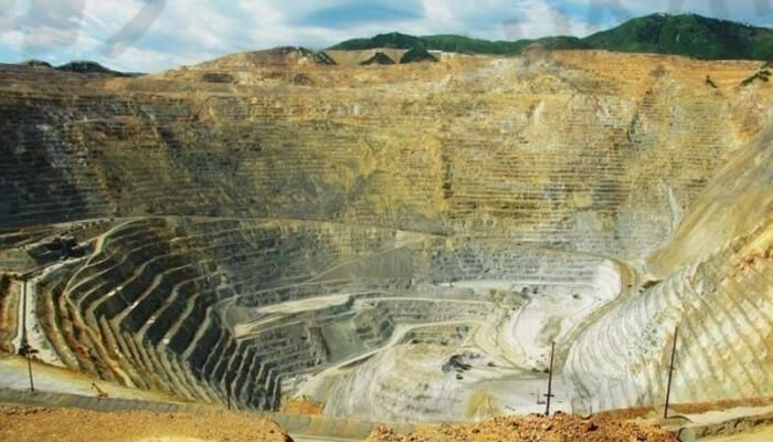 立式冲击破碎机在矿山开采中的应用